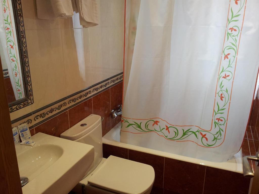 Hostal Rosi Laredo Room photo